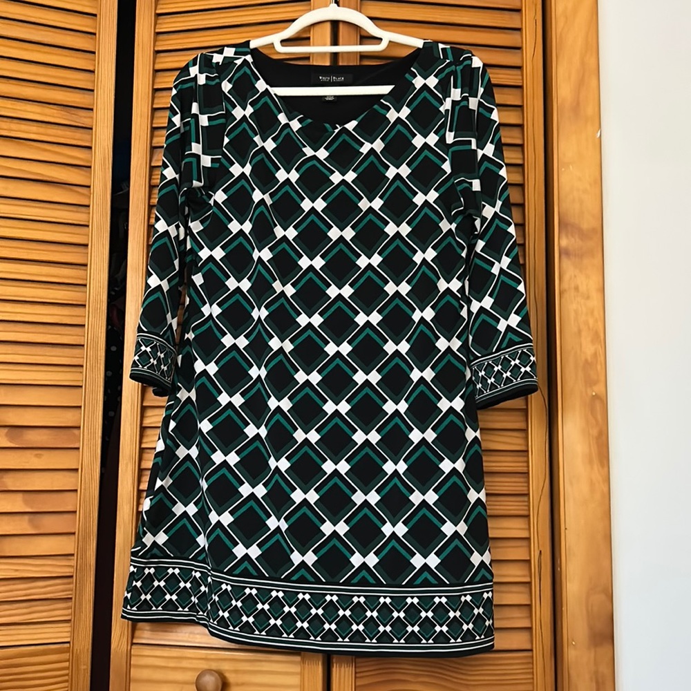 White House black market tunic